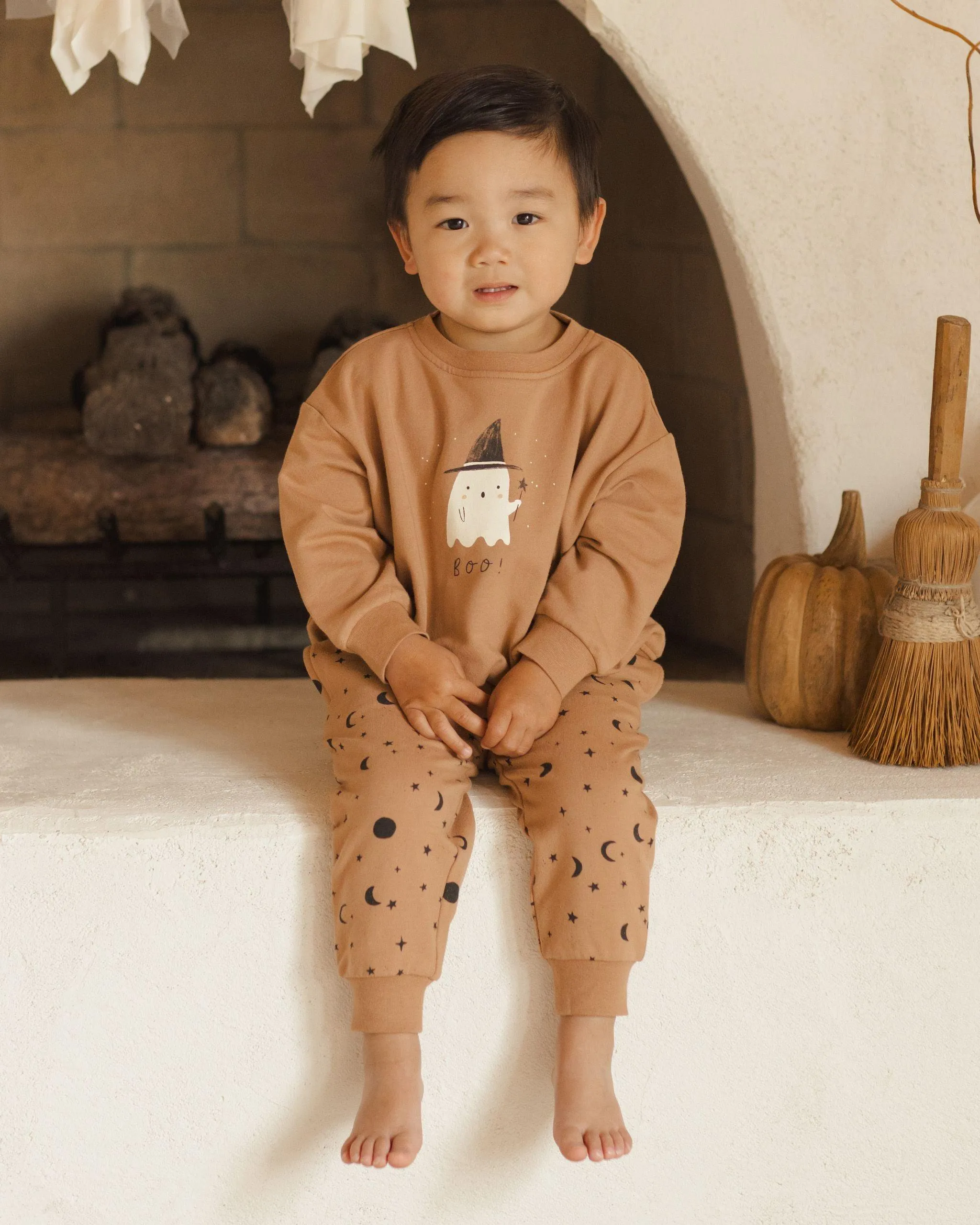 Baby Unisex Sets | 2PCS: Relaxed Halloween Sweatsuit: Boo and Night Sky | Quincy Mae