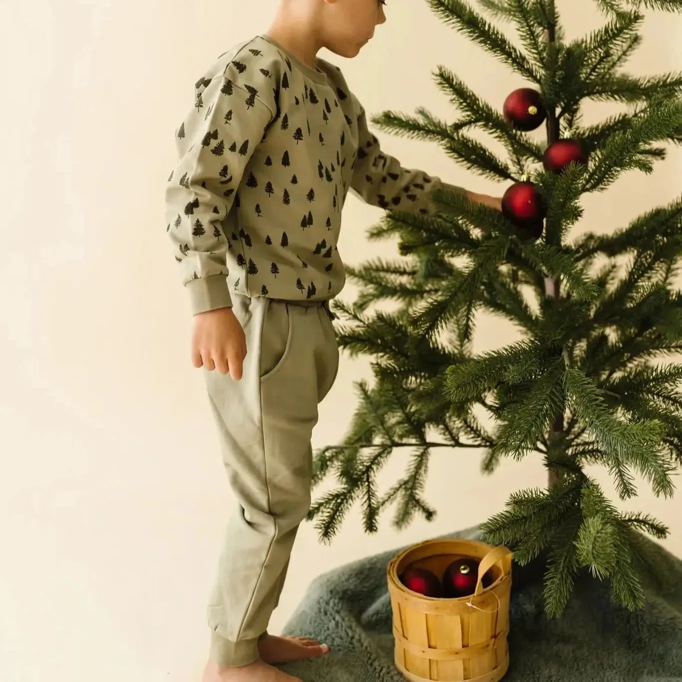 Makemake Organics - Fleece Jogger Pants - Olive