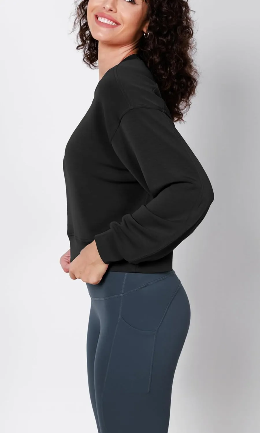 ODODOS Modal Soft Long Sleeve Cropped Sweatshirts for Women Oversized Crew Neck Pullover Crop Top