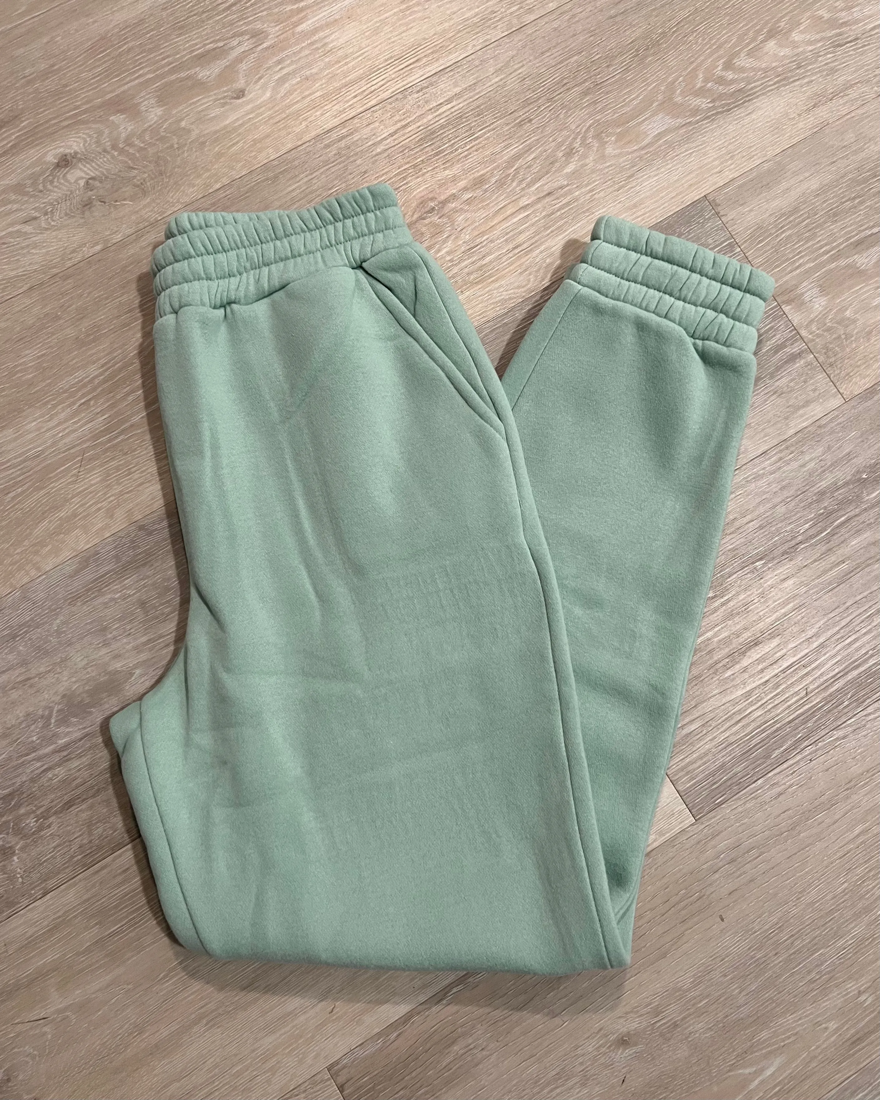 Tyler Joggers (Sage)