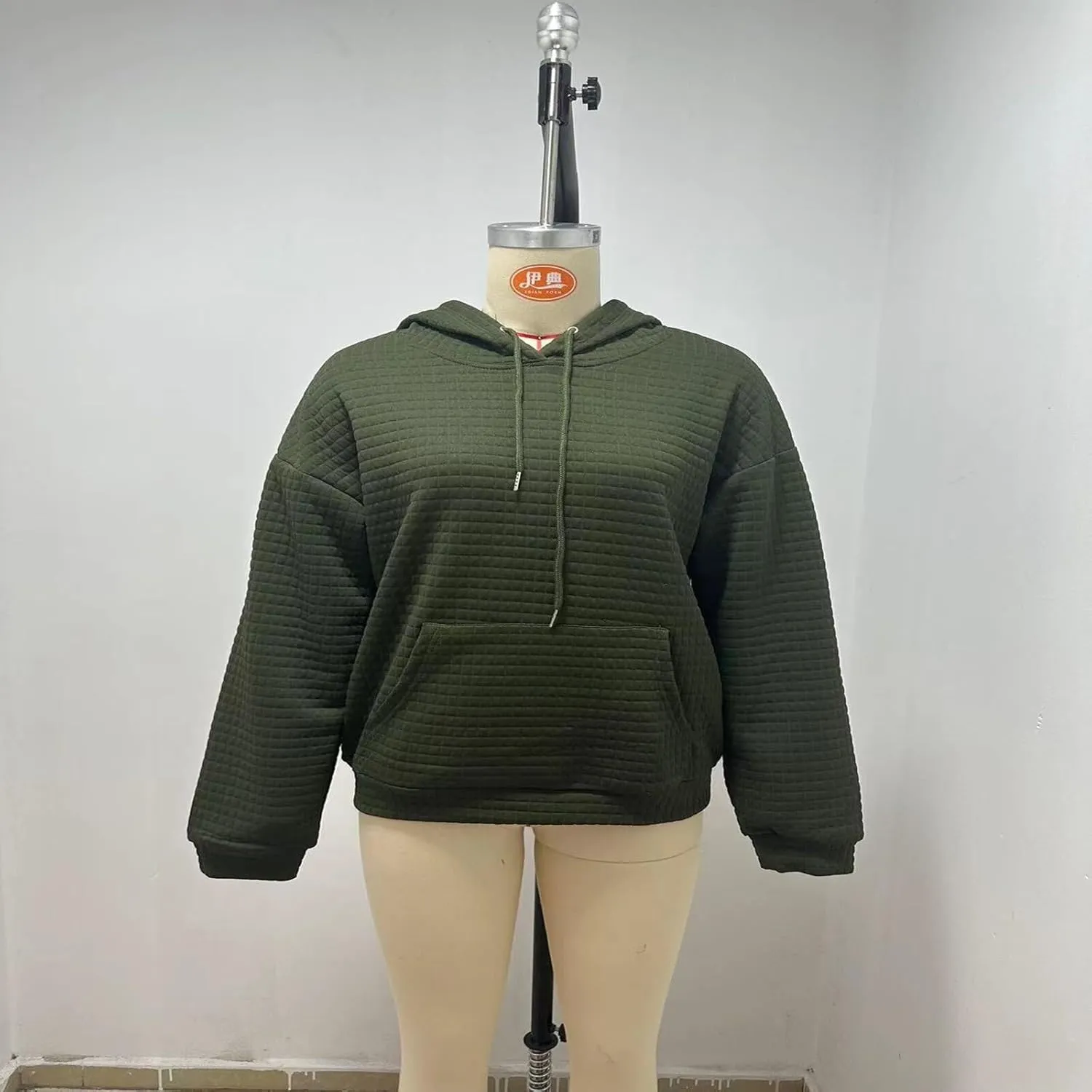 Womens Checkered Hoodies Trendy 2024 Hooded Sweatshirts Soft Hoodies Loose Fit with Pockets Casual Pullover Tops